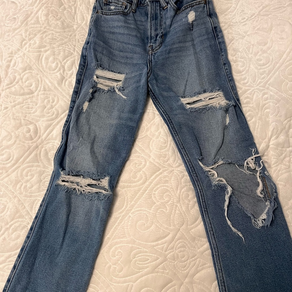 Hollister Women's Straight Leg Distressed Jeans - Blue